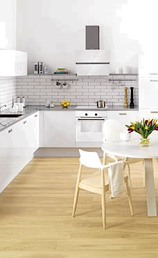 The new OKC653SW chimney hood, PI6112WTF white induction hob and Zen oven from Amica.