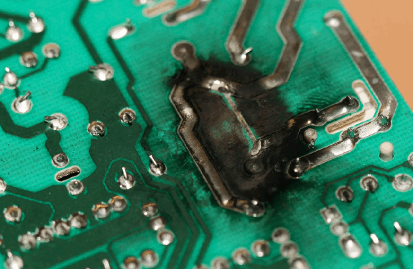 Blown Washing Machine Electronic Card :: This is an example of a washing machine inverter card blown by condensation forming on the board