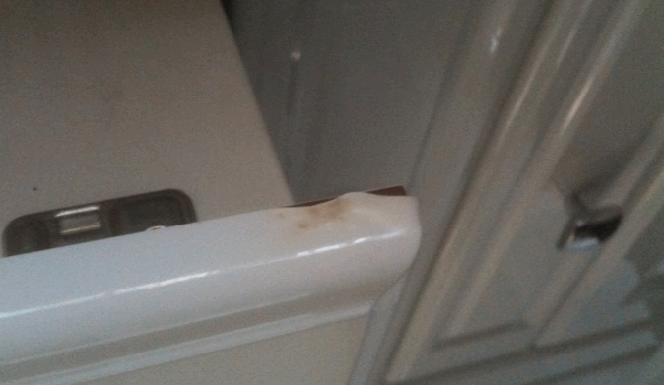 A kitchen uint alleged to have been burnt by a built in oven