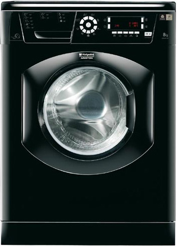 The new black washing machine from Hotpoint