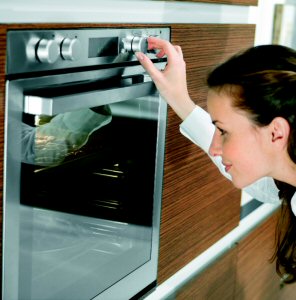 New Hotpoint Openspace large oven