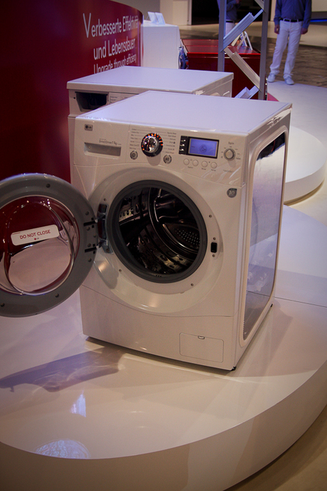 The new 11Kg LG washing machine
